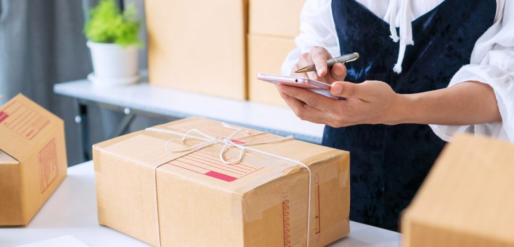 ارسال بسته پستی