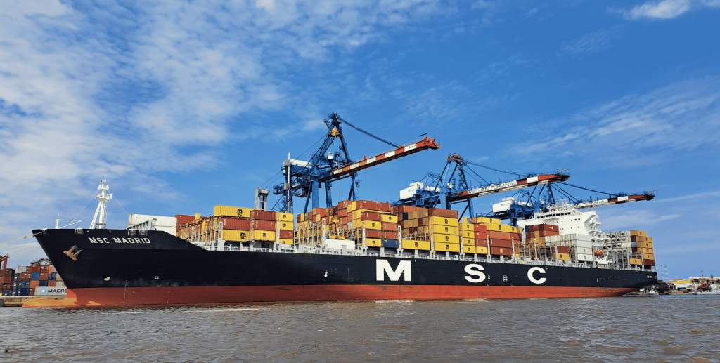 حمل دریایی ساحل عاج